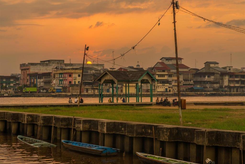 Orchardz Hotel Gajah Mada Pontianak Dış mekan fotoğraf