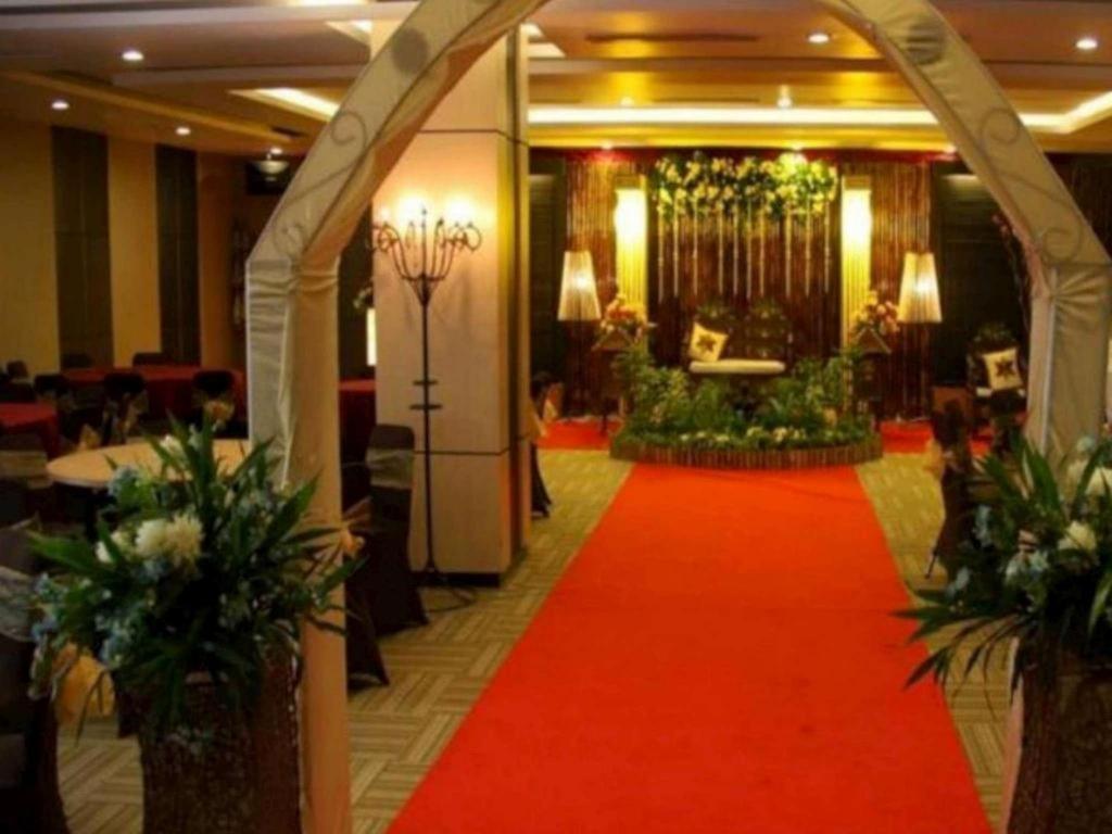 Orchardz Hotel Gajah Mada Pontianak Dış mekan fotoğraf