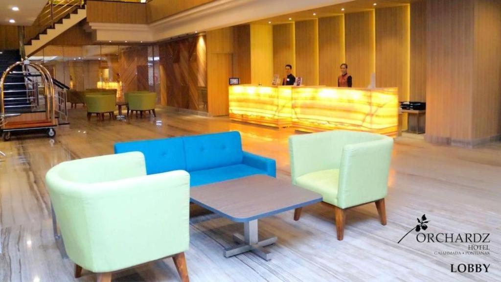 Orchardz Hotel Gajah Mada Pontianak Dış mekan fotoğraf