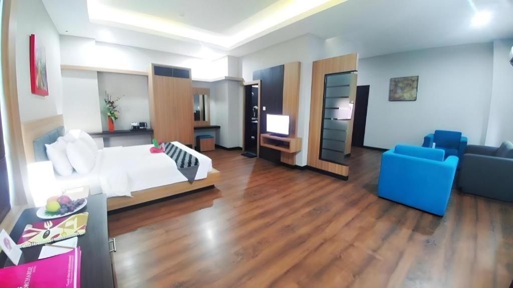 Orchardz Hotel Gajah Mada Pontianak Dış mekan fotoğraf